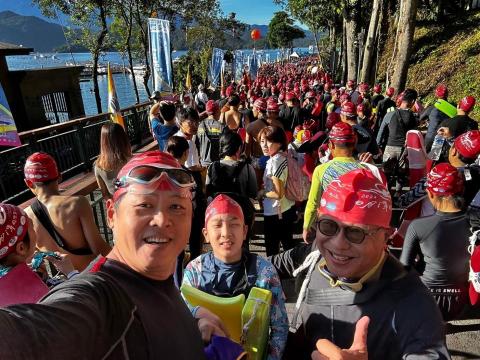 水上安全救生游泳移動教練 施紹雄 麥克叔叔 -  水上安全救生游泳移動教練 施紹雄 麥克叔叔 -