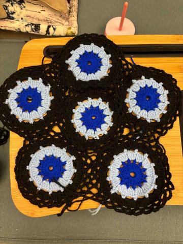 lucy Yu - 抱枕編織