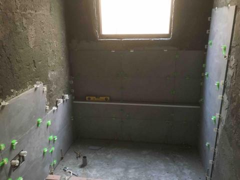 梁豪 - 浴室磁磚施工