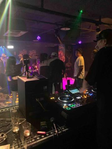 信義如夢酒吧 - 