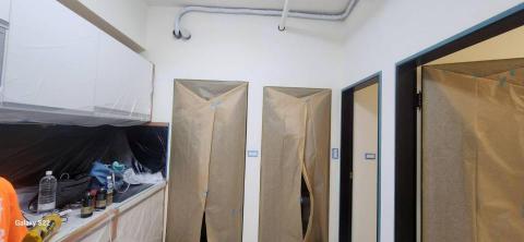 秝研油漆 防水工程 - 新竹縣竹北市，社區：蔚藍雅筑，全室虹牌乳膠漆（百合白）不含天花板+除霉+防水+浴室矽立康，施工中