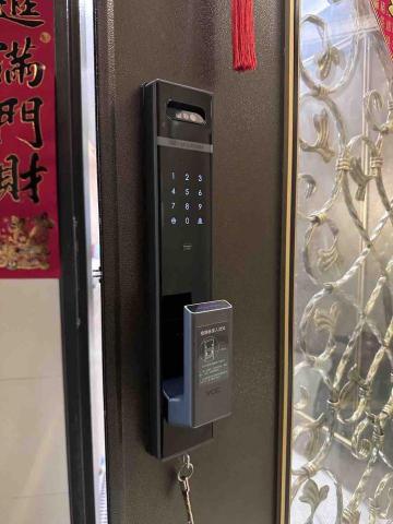 🔓24h雙北火速開鎖/電子鎖安裝販售 - 