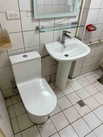 小郭 - 臉盆馬桶跟新後