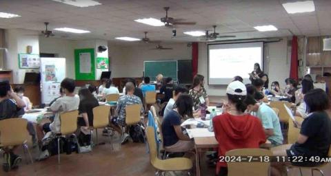 李昕儒 Lee Melisa Bel&eacute;n - 在高雄市的福山國中實習