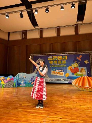 Joyce 瑄瑄/主持人/婚禮主持/活動主持/演員/活動執行 - 財政部北區國稅局三重稽徵處【統一發票推行及租稅宣導活動】活動主持人