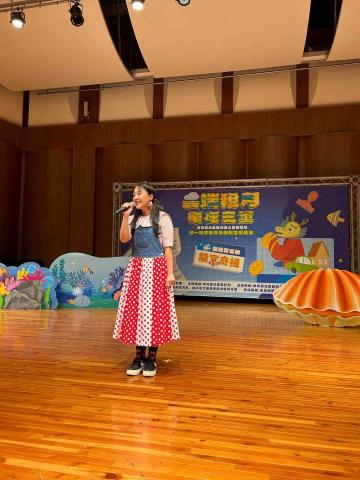 Joyce 瑄瑄/主持人/婚禮主持/活動主持/演員/活動執行 - 財政部北區國稅局三重稽徵處【統一發票推行及租稅宣導活動】活動主持人