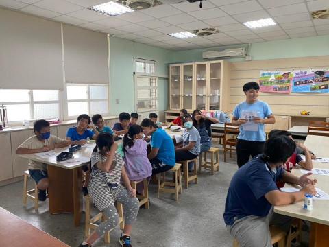 簡嘉祐 - 國小課後社團