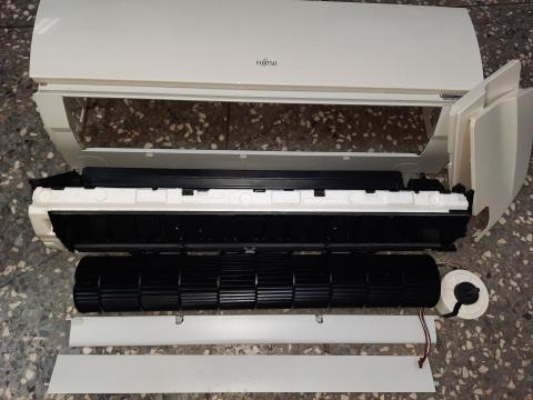 阿仁  ~冷氣 ~洗衣機~清潔保養 - 富士通冷氣全拆式清洗