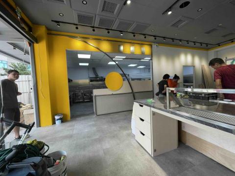 鴻鼎實業社 - 造型櫃臺鐵件