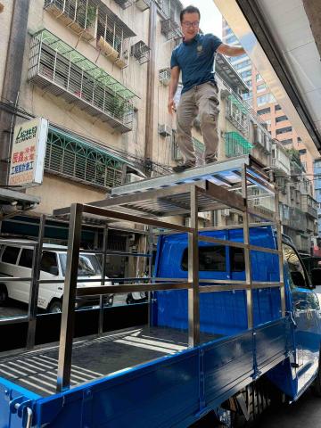 鴻鼎實業社 - 廣告車白鐵架