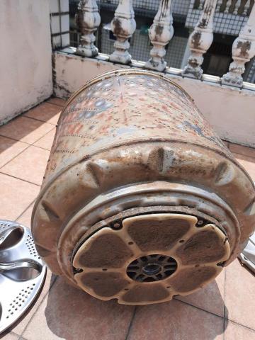 阿仁  ~冷氣 ~洗衣機~清潔保養 - 內桶髒污