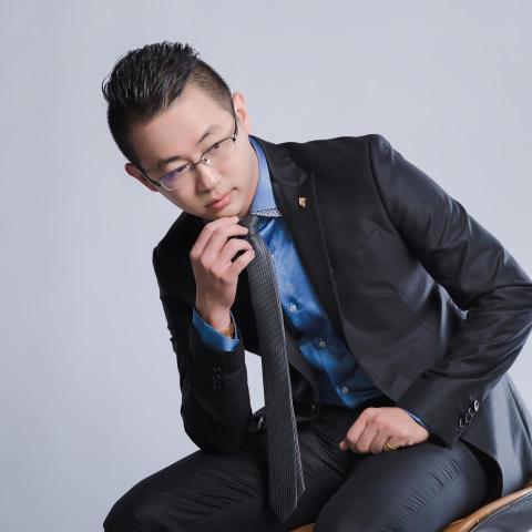 提供0050退休ptt服務的專家吳承霖