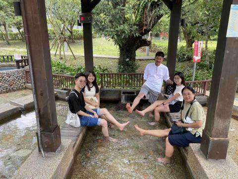 大周小包車 - 溫泉公園