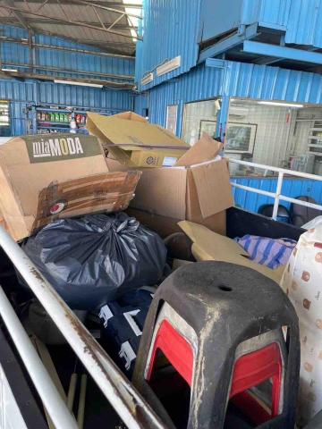 耀揚 - 清運工廠廢棄物