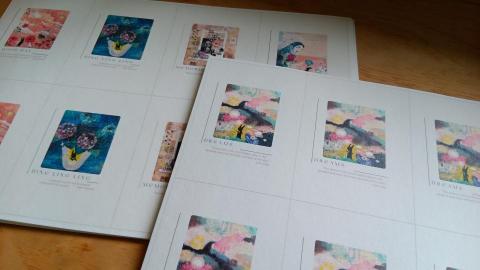 石文君 - 420p 香氛卡，可使用精油與香水滴於紙面上，氣味持久，很適用於專櫃。搭配廣色域印刷更出色！