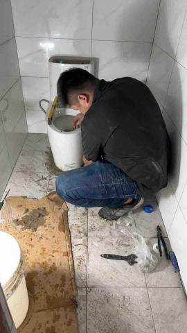 立澄水電工程行 - 安裝馬桶