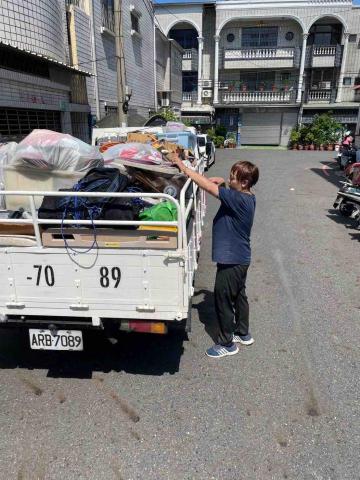 耀揚 - 清運家庭廢棄物