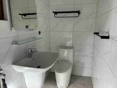立澄水電工程行 - 安裝衛浴設備、層架