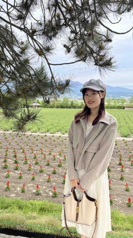 提供彰化成人美語班服務的專家詹佳臻