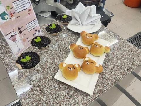 凌安 - 珍珠奶茶慕斯＆造型麵包