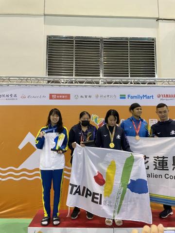 Hanni 游泳教練｜兒童與成人專業指導 - 