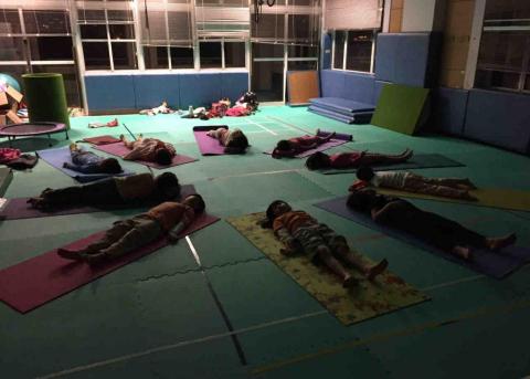 施盈如 Lucy - 兒童瑜珈