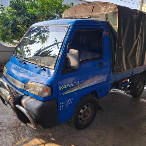 提供租借貨車服務的專家李定彥