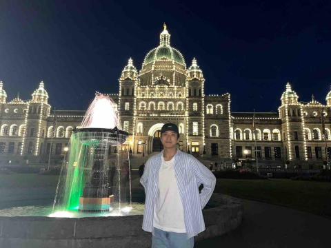 黃浩鈞 - 關於我在國外遊學