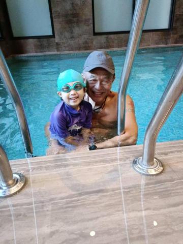 水上安全救生游泳移動教練 施紹雄 麥克叔叔 -  水上安全救生游泳移動教練 施紹雄 麥克叔叔 -