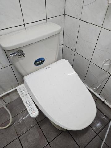 楊明翰 - 免治馬桶安裝