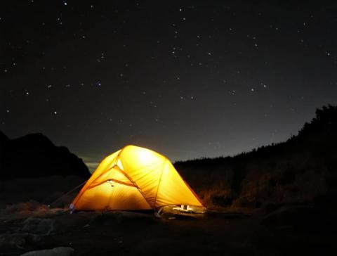 山與行 - 背帳篷1V1