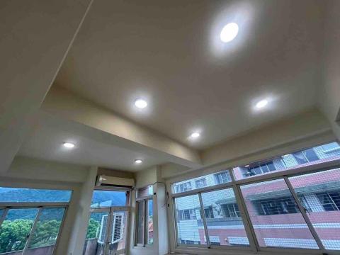 嘉晴工程有限工程 - 