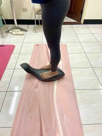 MindfulFlow Space 息之間 - 私人皮拉提斯一對一
使用Oov進行身體評估與訓練