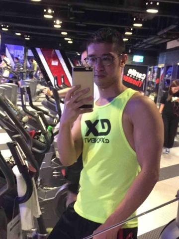 陳蘊典 - 每星期去健身房重訓+跑步
Doing weight lifting and jogging in a gym have been a part of my life.