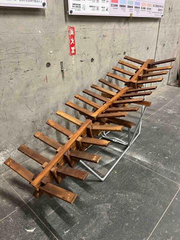 郭易威 - 學校作品（支撐結構）
作品名稱：脊