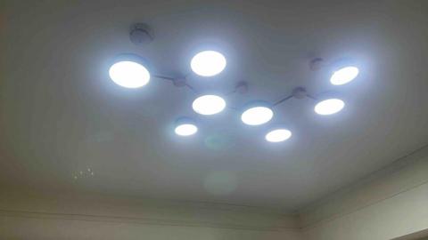 星晨生活家事行 - 吸頂燈具安裝