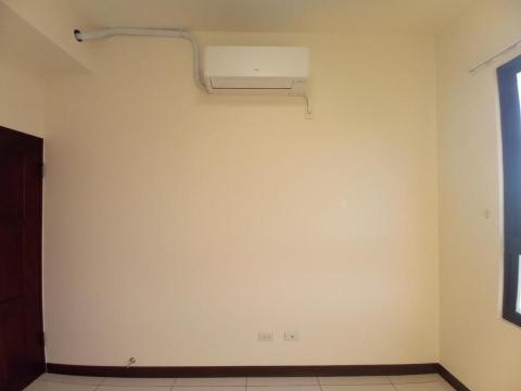 秝研油漆 防水工程 - 新竹縣竹北市，社區：蔚藍雅筑，全室虹牌乳膠漆（百合白）不含天花板+除霉+防水+浴室矽立康，完成品