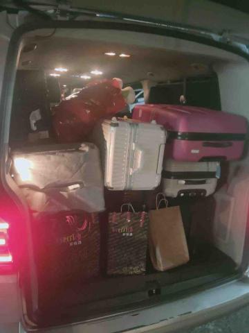 御皇實業工程行 - 接送機場服務