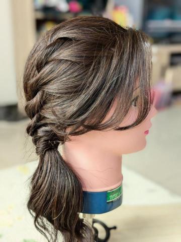 雯雯彩粧師 - 雙繞側邊編髮1