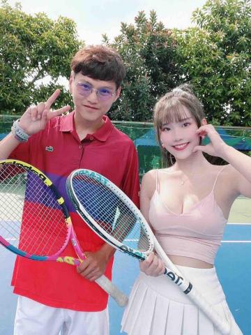張政輝Jack Chang - Tennis Coach🎾 - 富邦啦啦隊 - 奶昔 網球初體驗