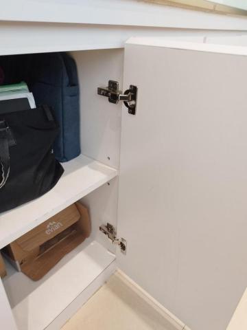 周昆興 - 櫃門鉸鏈修繕（後）