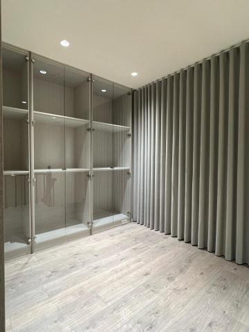 廖囿竣 - 蛇行布簾