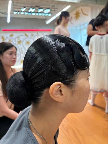 黃姳瑄（帽帽彩妝造型） - 國標髮型