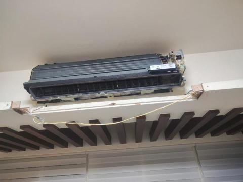 樂源空調 - 冷氣滴水