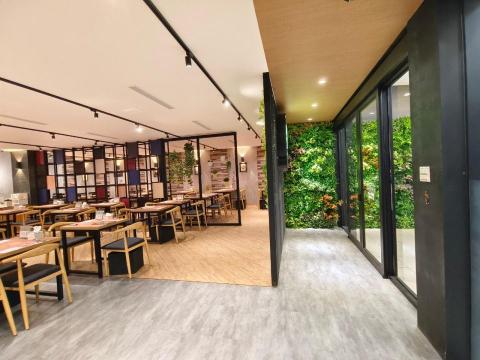 豐潤設計有限公司 - 台中市-夏帕義大利麵忠明店
設計公司：新境創作設計有限公司
工程項目：室內裝潢統包工程
完工時間：2024.04

#室內裝潢 #室內裝修 #老屋翻修 #建案公設 #建案銷售中心