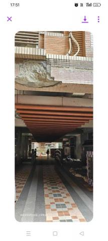 陳先生 - 磁磚破裂修補