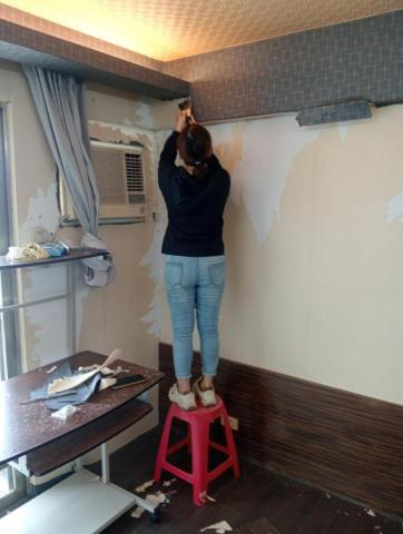 陳先生 - 壁紙清除油漆粉刷