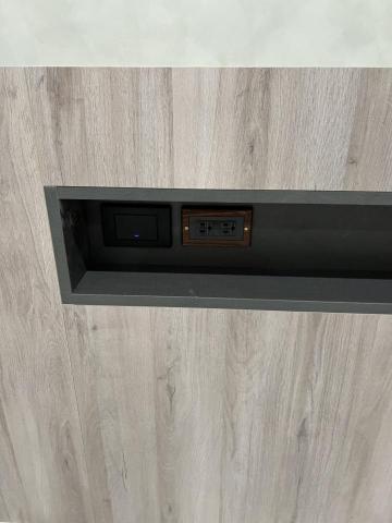 Sun - 安裝 黑色智慧/智能開關面板 搭配裝潢