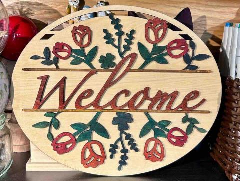 錄加工作室 - 店門飾板設計