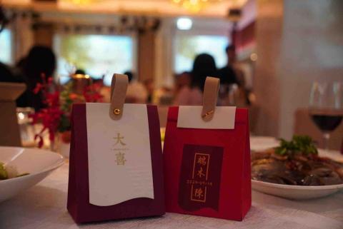 蘊&sup2;Une square - 客製化婚禮小物